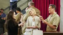 Две девицы на мели 5 сезон 17 серия