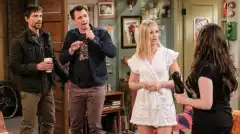 Две девицы на мели 6 сезон 19 серия