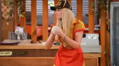 Две девицы на мели 2 сезон 23 серия